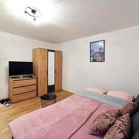 Studio Apartment Aneta Zagreb Exterior photo